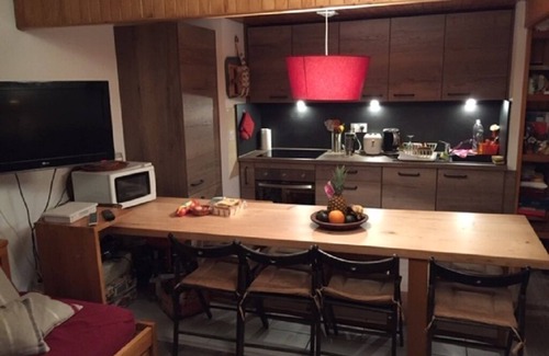 Meribel Condo | Ideal for families with children