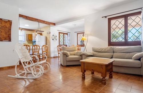 Costa Dorada Villa | Ideal holidays facing the sea in Port de l'Estany