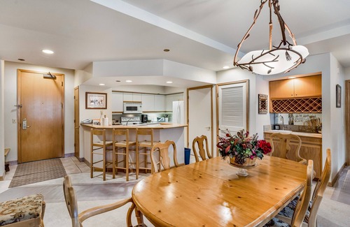 Steamboat Springs Condo | Ideal home for family or couples w/large pool & hot tub - slopes nearby