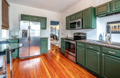 Tyler Park House | Ideal large vacation house for long weekend getaway or bourbon trail!