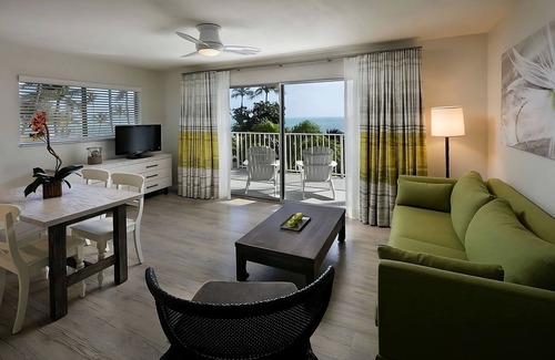 Islamorada Resort | Ideal Mix of Comfort & Value! Studio 2 Queen beds w/Pool & Free Parking