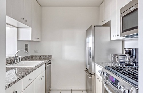Union Square Apartment | Ideal Union Square 1BR w/Gym + W/D + Doorman near NYU by Blueground