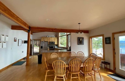 Coeur d'Alene House | Ideal Waterfront Vacation Home