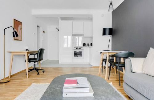 Wieden Apartment | Ideal Wieden 1BR w/Elevator near Karlsplatz & U1, U4, by Blueground