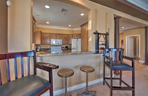 Sunridge Estates House | Ideally Located Bullhead City Townhome w/Balcony!