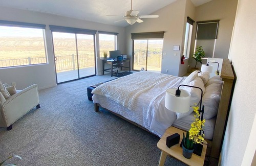 Clarkdale House | Ideally located high desert home with panoramic views