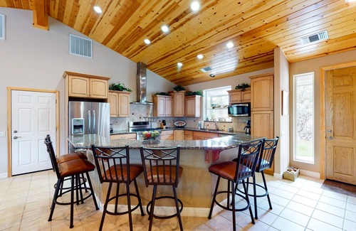 Bass Lake House | Ideally-located home in Willow Cove area w/wood fireplace, WiFi, AC - near lake
