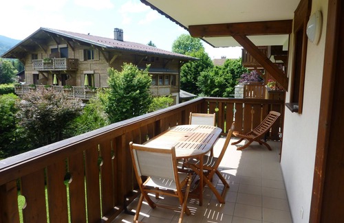 Samoens Apartment | Ideally located winter/summer - Large balcony - Fully equipped - Wifi Fibre