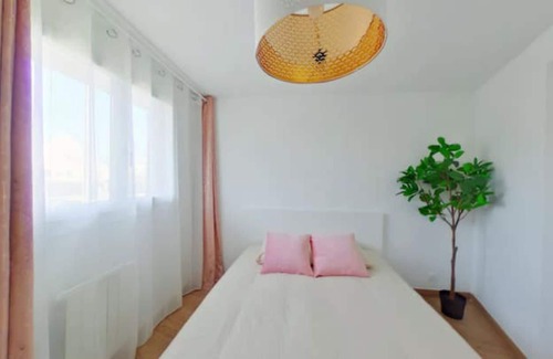 Sevran Apartment | IDF05 Superb cozy apartment CDG airport wifi 4 people