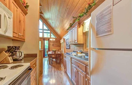 Black Bear Falls Cabin | Idle Days | Stately Porch, Hot Tub, Pool Table
