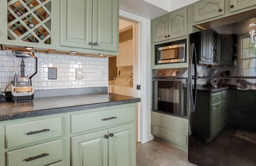 Ovid Cottage | Idle Hour: "Stunning Panoramic Views of Cayuga Lake!"
