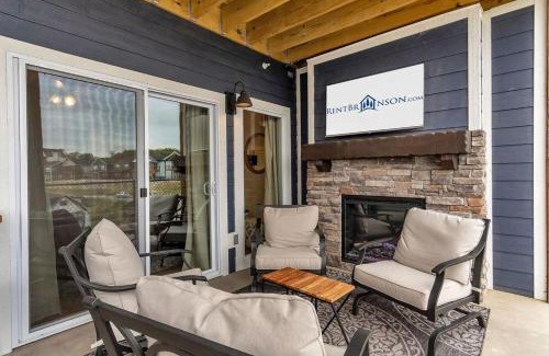Table Rock House | Idle Time at Table Rock Lake