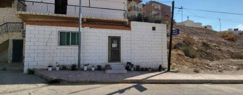 Wadi Musa Apartment | Idris home