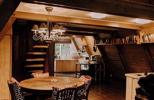 Idyllwild Cabin | Idyllcreek A-Frame - Hot Tub, Firepit, Seen in Sunset Mag & Neiman Marcus Holiday Book!