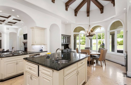 Cactus Acres House | ♥ Idyllic Desert Oasis ♥ Resort-style Amenities ♥ Opulent Private Villa w/Pool