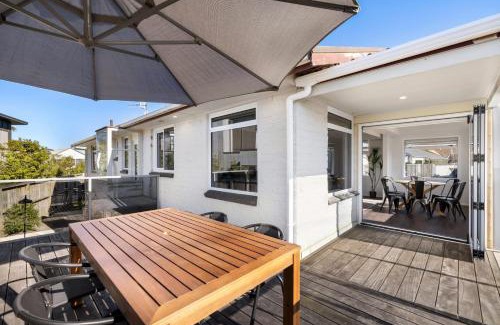Mount Maunganui House | Idyllic family escape, Close to the beach and Mount