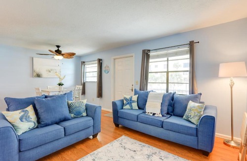 Fort Pierce Apartment | Idyllic Fort Pierce Retreat - Walk to Beach!