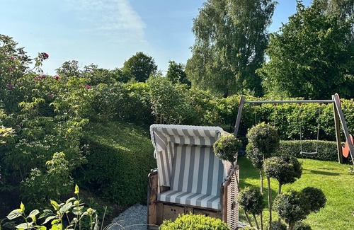 Langballigholz House | Idyllic holiday home, 100sqm living space with big garden, 300 mtr to the beach