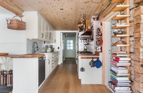 Sodertalje Municipality House | Idyllic house in Mölnbo with heated pool near Gnesta | SE13025