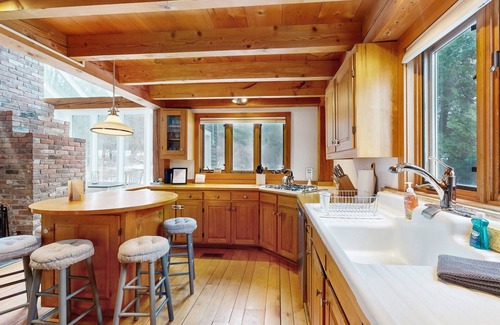 Wilmington House | Idyllic lodge on 16-acres with fire pit & amazing views of Mt Snow- near skiing