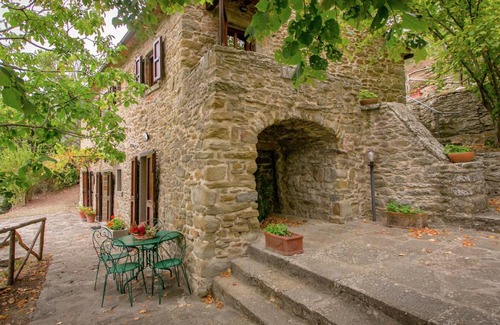Cortona Villa | Idyllic Villa in Cortona with Swimming Pool
