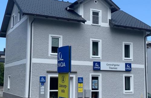 Gmunden Apartment | Idyllische Suite in Zentrumsnähe mit Parkplatz Top 2
