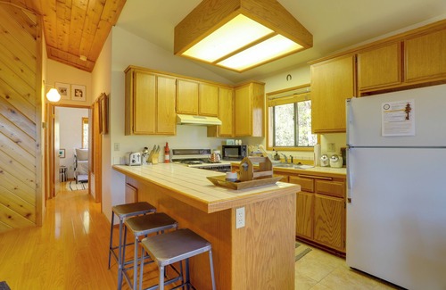 Idyllwild Cottage | Idyllwild Cabin w/Deck & Tahquitz Peak Views