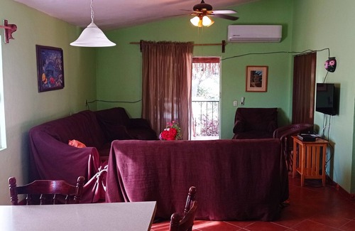 Boca de Iguanas Hotel | Iguana Loca - Apartments & Bungalows