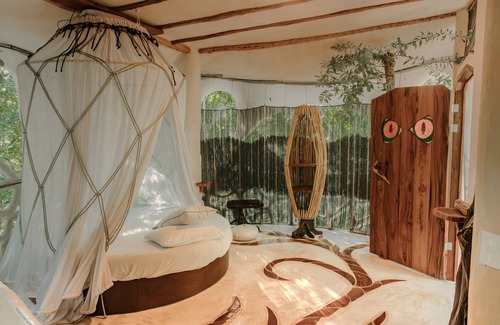 Soliman Bay House | IKALAR