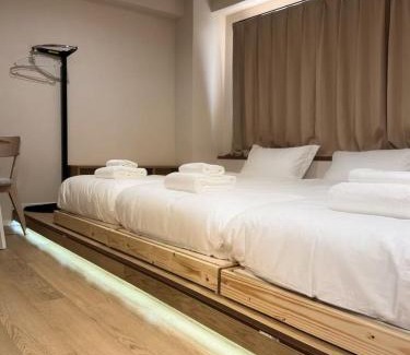 Higashiueno Apartment | Ikeda Ueno 501 Quad room Room