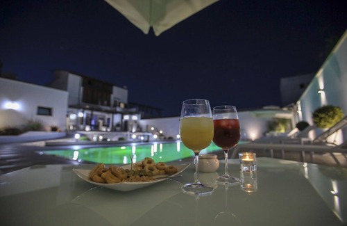 Tiggiano Villa | IL BAIOCCO HOLIDAY HOME SWIMMING POOL AND SPA