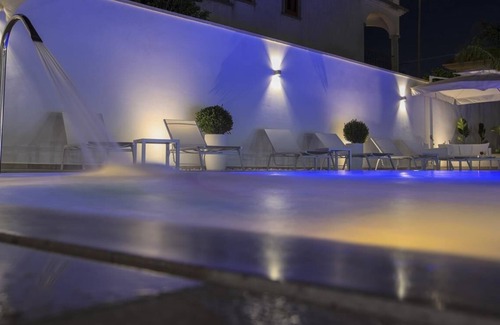 Tiggiano Villa | IL BAIOCCO HOLIDAY HOME SWIMMING POOL AND SPA