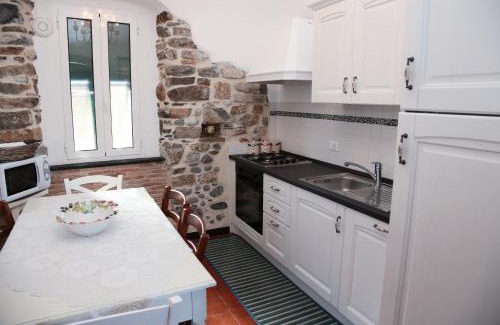 Santo Stefano al Mare House | Il Convento sul Mare