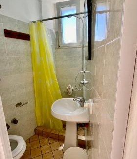 Ponza House | Il Fico Casa Vacanze Indipendente