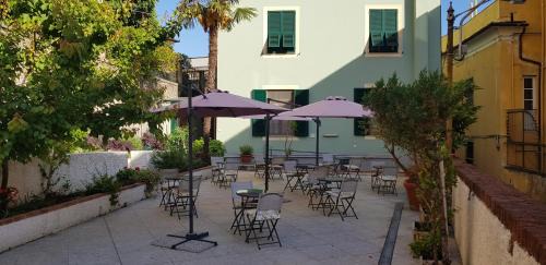Castelletto House | Il Giardino dei Limoni Room & Apartments
