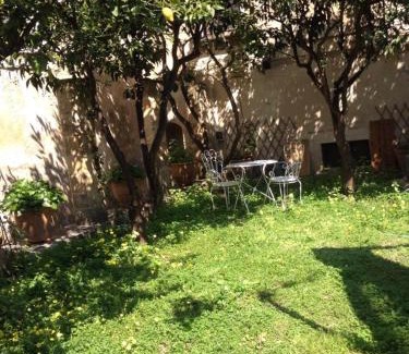 Grottaglie Bed & Breakfast | Il Giardino