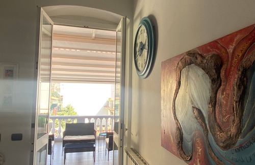La Spezia House | "Il Nido da Chiara" renovated with fine finishes and a splendid terrace