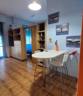 Marina di Castagneto Carducci Apartment | Il Pino monolocale in residence con piscina