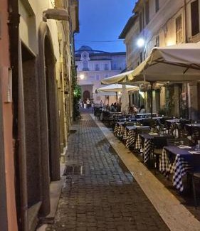 Castel Gandolfo Apartment | Il Raduno