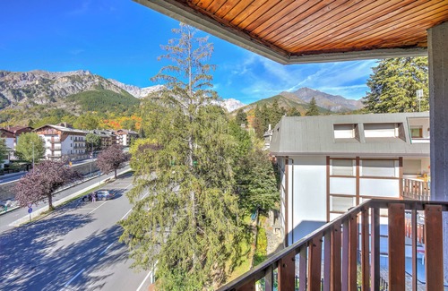 Bardonecchia Apartment | Il Rododendro (City Center)