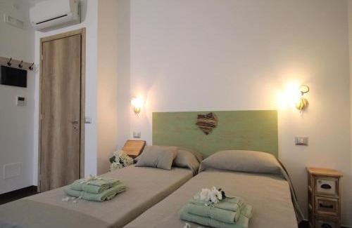 Sanda Bed & Breakfast | Il RosAle a Celle Ligure