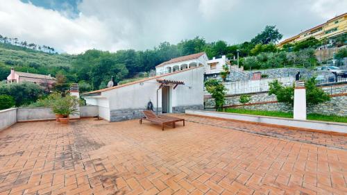 Tovo San Giacomo Apartment | Il Rosso e il Verde - By Ligooria