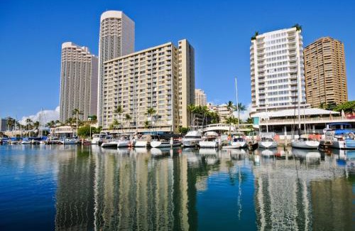 Waikiki Apartment | Ilikai Marina 1893 City View Studio