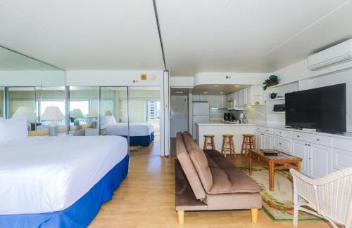 Waikiki Apartment | Ilikai Tower 839 Yacht Harbor View 1BR