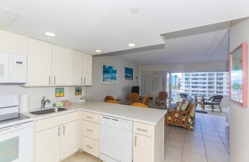 Waikiki Apartment | Ilikai Tower 931 Yacht Harbor View 1BR