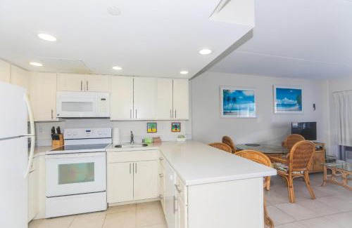 Waikiki Apartment | Ilikai Tower 931 Yacht Harbor View 1BR