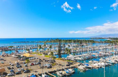 Waikiki Apartment | Ilikai Tower 943 Yacht Harbor View 2BR