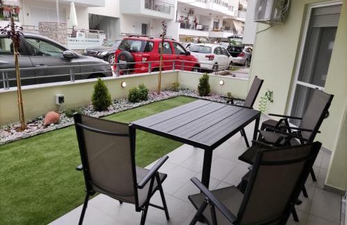 Nea Peramos Apartment | Iliokalli Apartment