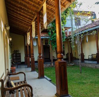 Embilipitiya Hotel | Illukawela Walauwa