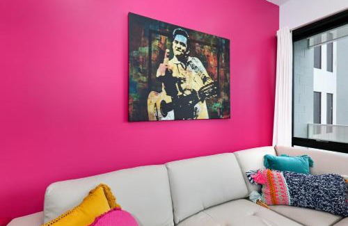 Edgehill Apartment | Illume 308